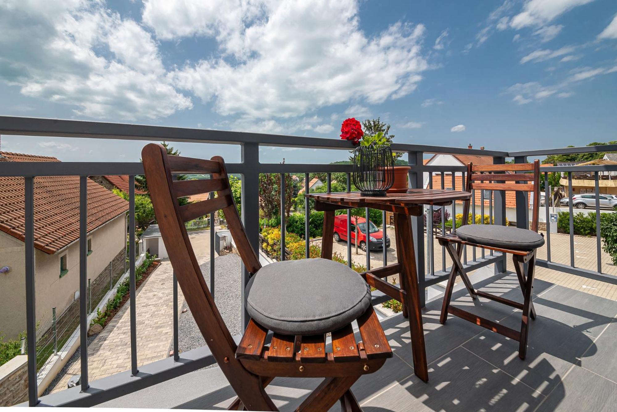 Papoula Vendeghaz Apartment Tihany Luaran gambar